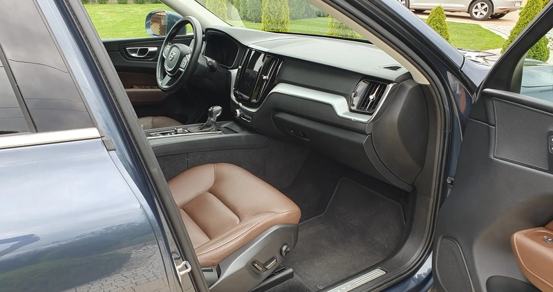 Volvo XC 60 cena 126900 przebieg: 89200, rok produkcji 2017 z Limanowa małe 121